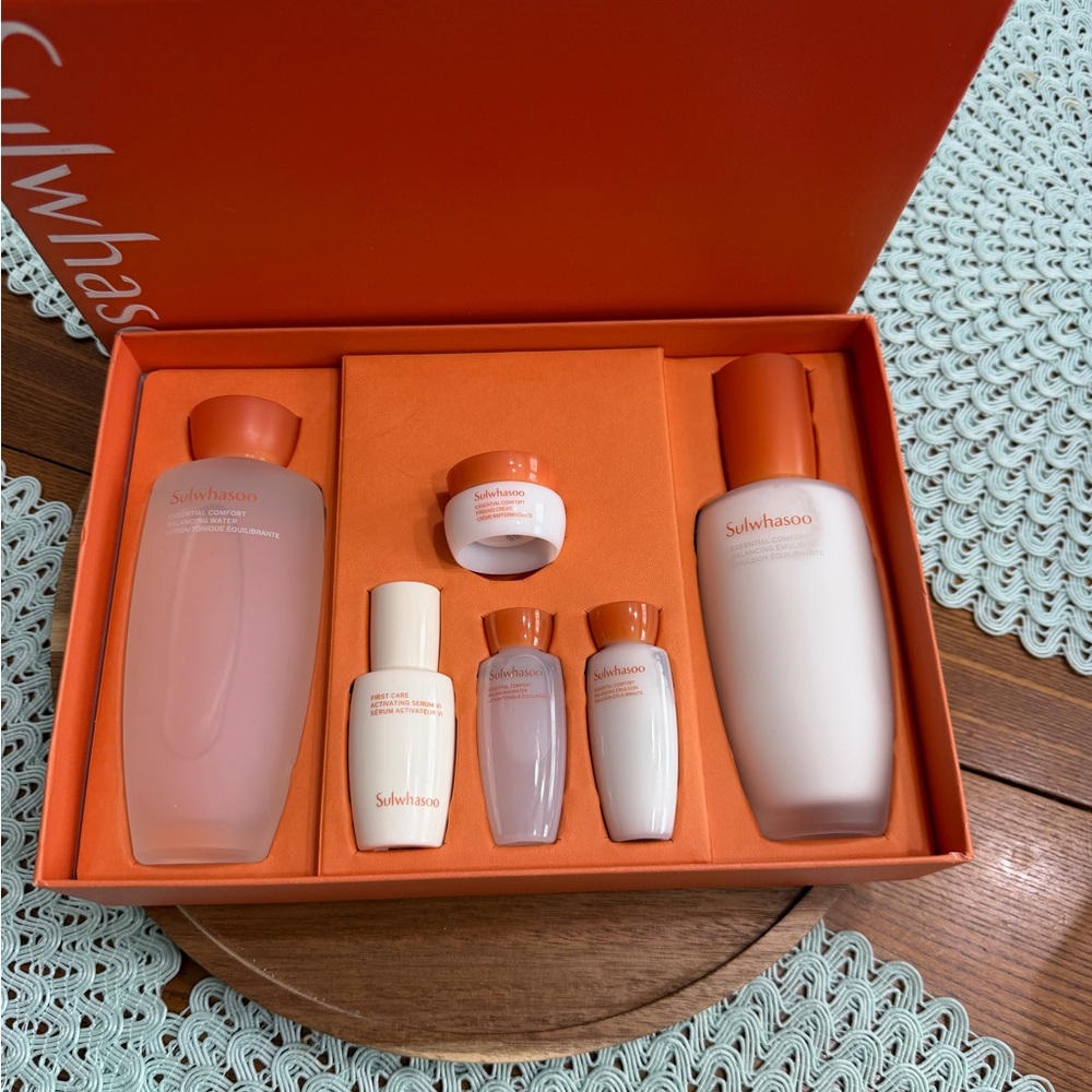 Sulwhasoo Essential Comfort Daily Routine Set - Picture 2 of 7